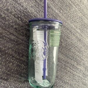 ⭐️Starbucks⭐️2025 Recycled Triangle Glass 16oz Tumbler Purple Top
